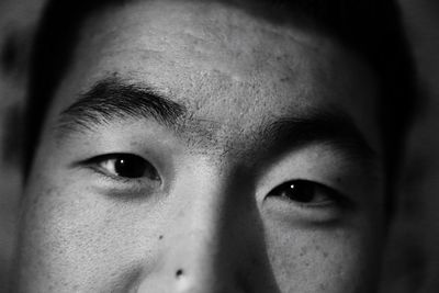 Close-up portrait of young woman