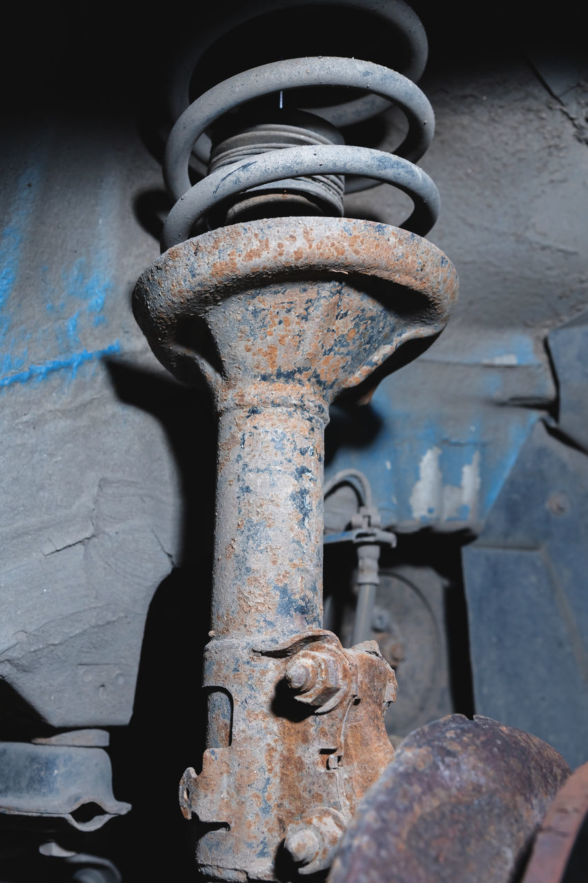 iron, metal, no people, sculpture, blue, rusty, architecture, old, wheel, close-up, outdoors, day, art