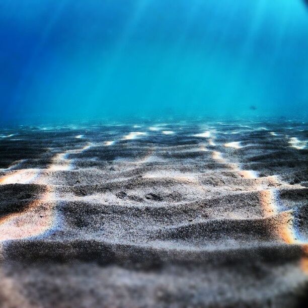 sea, blue, water, beauty in nature, nature, scenics, tranquil scene, sky, tranquility, beach, underwater, aerial view, sand, surface level, idyllic, no people, transparent, outdoors, cloud - sky, wave