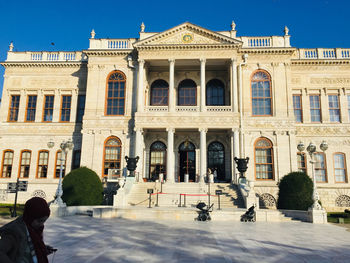 Group of people in front of building