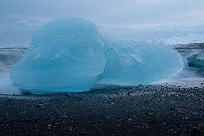 Icebergs in the glacier lagoon of joekulsarlon, winter in iceland, europe