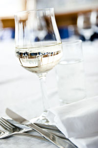 Place setting with champagne
