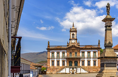 Historic center with clonial, baroque architecture in ouro preto city