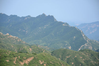 Great wall of china on mountains against clear sky