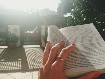 Cropped image of human hand