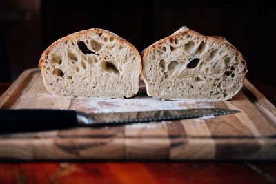 Close-up of bread on cutting board