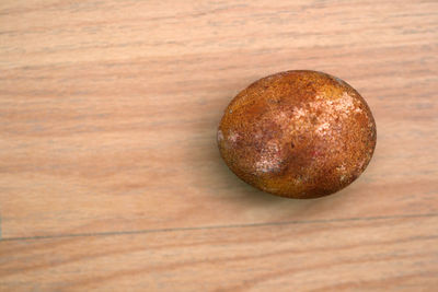 Close-up of apple on table