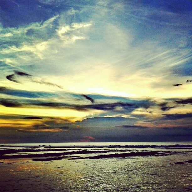 sunset, sky, cloud - sky, scenics, beauty in nature, tranquil scene, water, sea, tranquility, nature, cloud, horizon over water, beach, idyllic, cloudy, orange color, dramatic sky, reflection, shore, outdoors