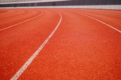 Surface level of running track