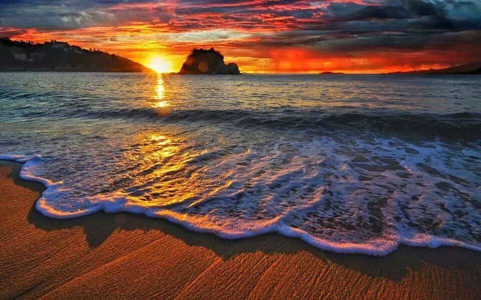 sunset, water, sea, scenics, tranquil scene, sun, beauty in nature, sky, tranquility, orange color, idyllic, nature, reflection, cloud - sky, horizon over water, beach, sunlight, shore, dramatic sky, majestic