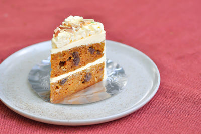 Close-up of cake in plate on table