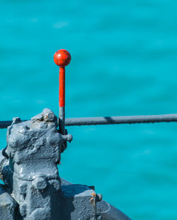 Close-up of rope tied to rope