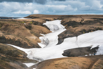 Stubborn snow next to geo pools