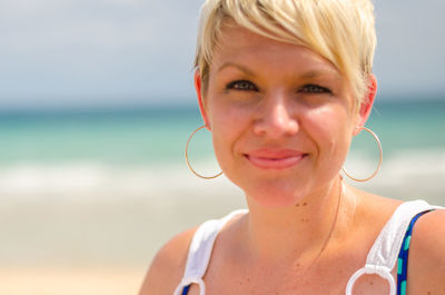 Close-up portrait of young woman