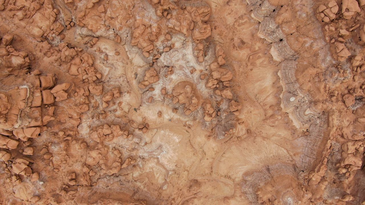 FULL FRAME SHOT OF ROCKS WITH ROCK