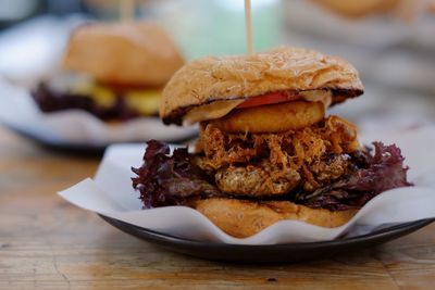 Close-up of burger in plate on table