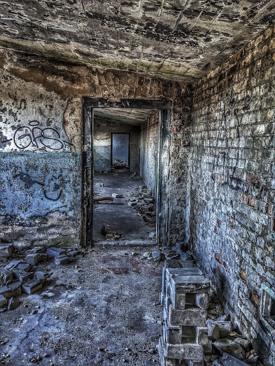 architecture, ruins, built structure, abandoned, wall, ancient history, building, no people, old, urban area, wall - building feature, damaged, history, indoors, rundown, decline, deterioration, day, bad condition, the past, weathered, entrance, ruined, door, window, old ruin, house, dirt, wood, ceiling, rock