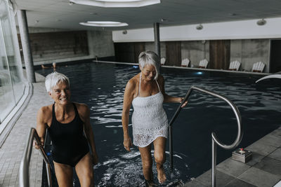 Women in spa swimming-pool