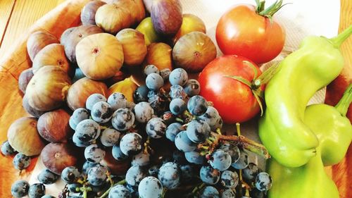 Close-up of grapes