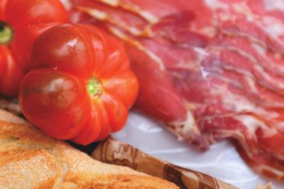 Close-up of chopped tomatoes in plate