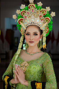 Potret traditional bride. indonesian bride.