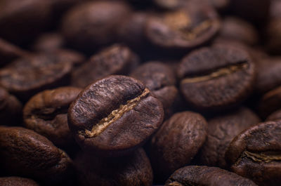 Full frame shot of roasted coffee beans