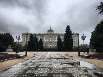 View of historic building against cloudy sky