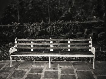 Empty bench in park