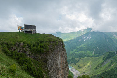 The friendship arch in kazbegi