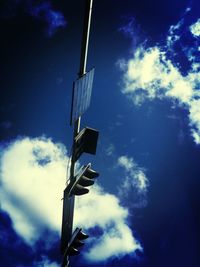 Low angle view of cloudy sky