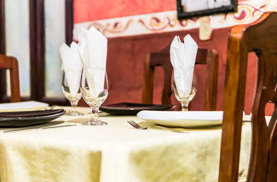 Glass of dining table in restaurant