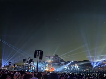 crowd