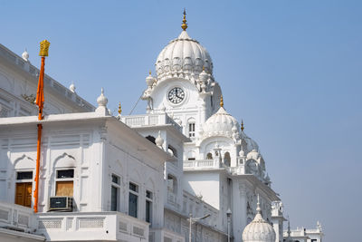 Beautiful view of golden temple - harmandir sahib in amritsar, punjab, india, famous indian sikh