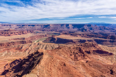 Canyon view in the utah desert at canyonlands.