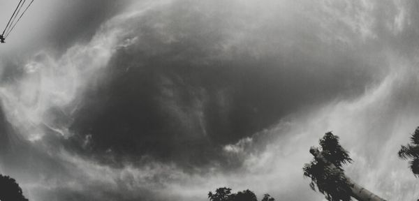 Low angle view of cloudy sky