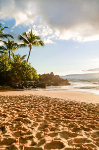 Sunset view of beautiful tropical beach, secret wedding beach, makena cove, maui, hawai