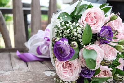 Close-up of rose bouquet on table