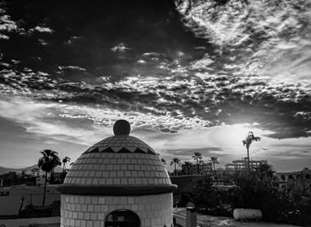 Low angle view of cloudy sky