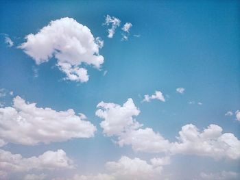 Low angle view of cloudy sky