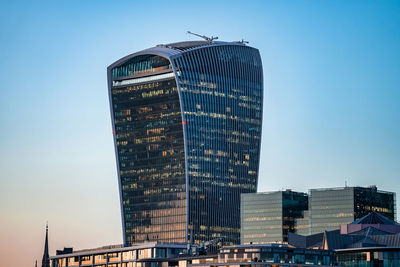 Close up view of the walkie talkie building.