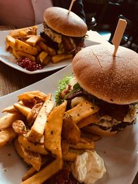 Burger and fries 