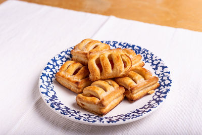 Mini strudel with apricot jam