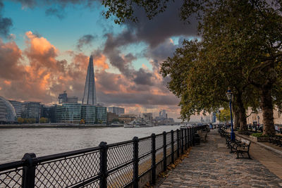 Panoramic view of the london river thames during magical sunset.