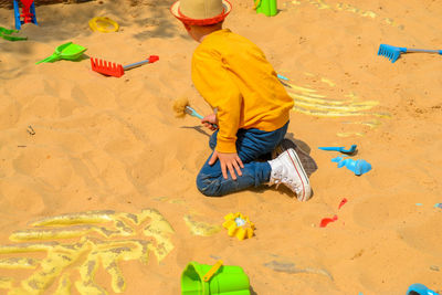 Good leisure for a child. teaching a child through play.