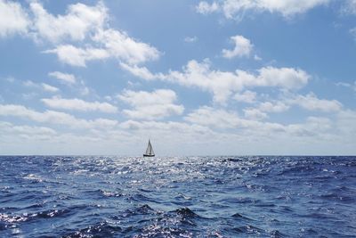 Boat on the horizon 