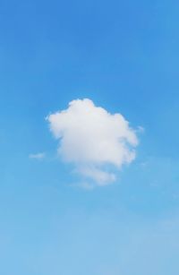 Low angle view of clouds in blue sky