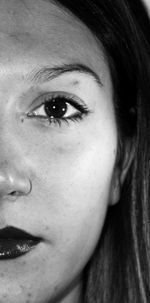 Close-up portrait of young woman