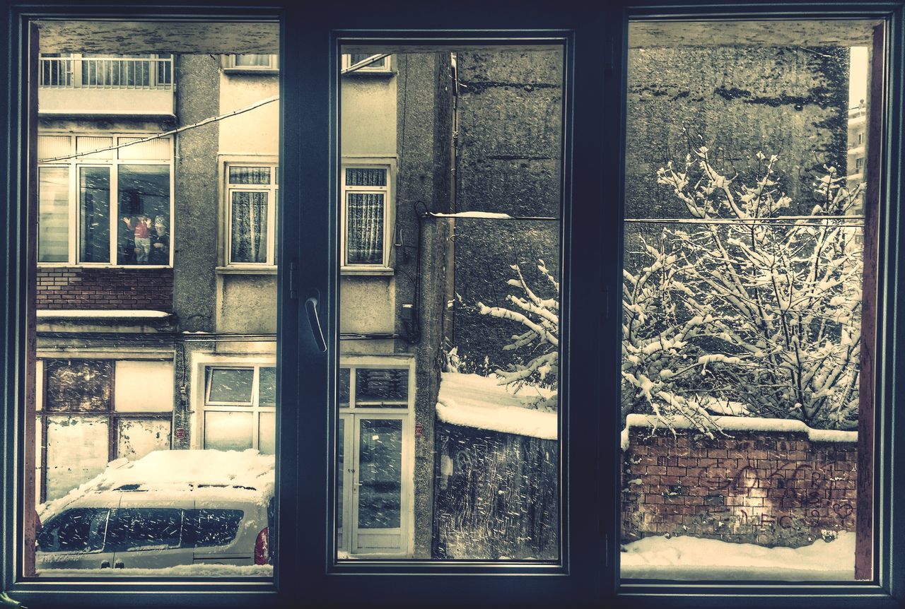 window, indoors, glass - material, architecture, built structure, transfer print, transparent, house, old, building exterior, auto post production filter, door, closed, abandoned, obsolete, day, damaged, no people, interior, open