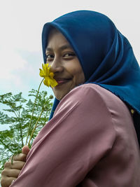 Portrait of beautiful young woman