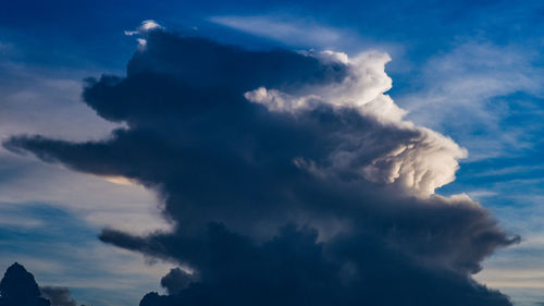 Low angle view of clouds in sky